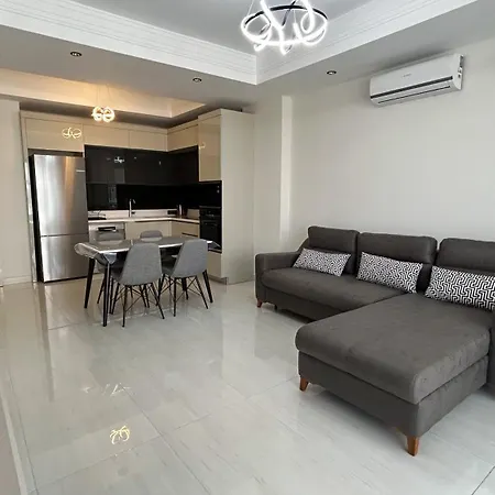Azura World Turkler Modern 1 Bedroom With Pool View Apartamento