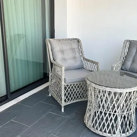 Azura World Turkler Modern 1 Bedroom With Pool View 알란야