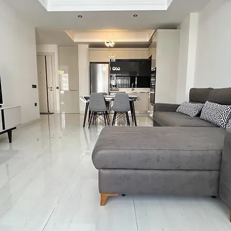 Azura World Turkler Modern 1 Bedroom With Pool View 알란야