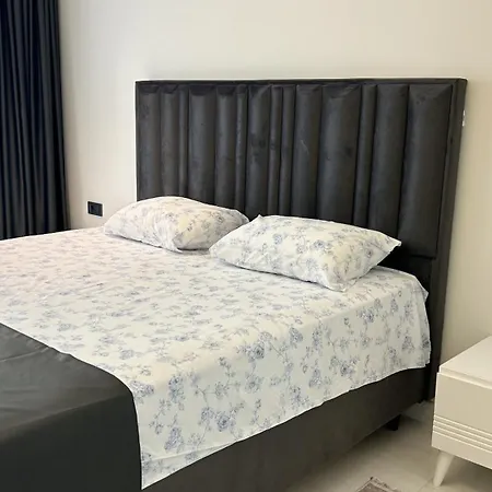 Azura World Turkler Modern 1 Bedroom With Pool View * 알란야